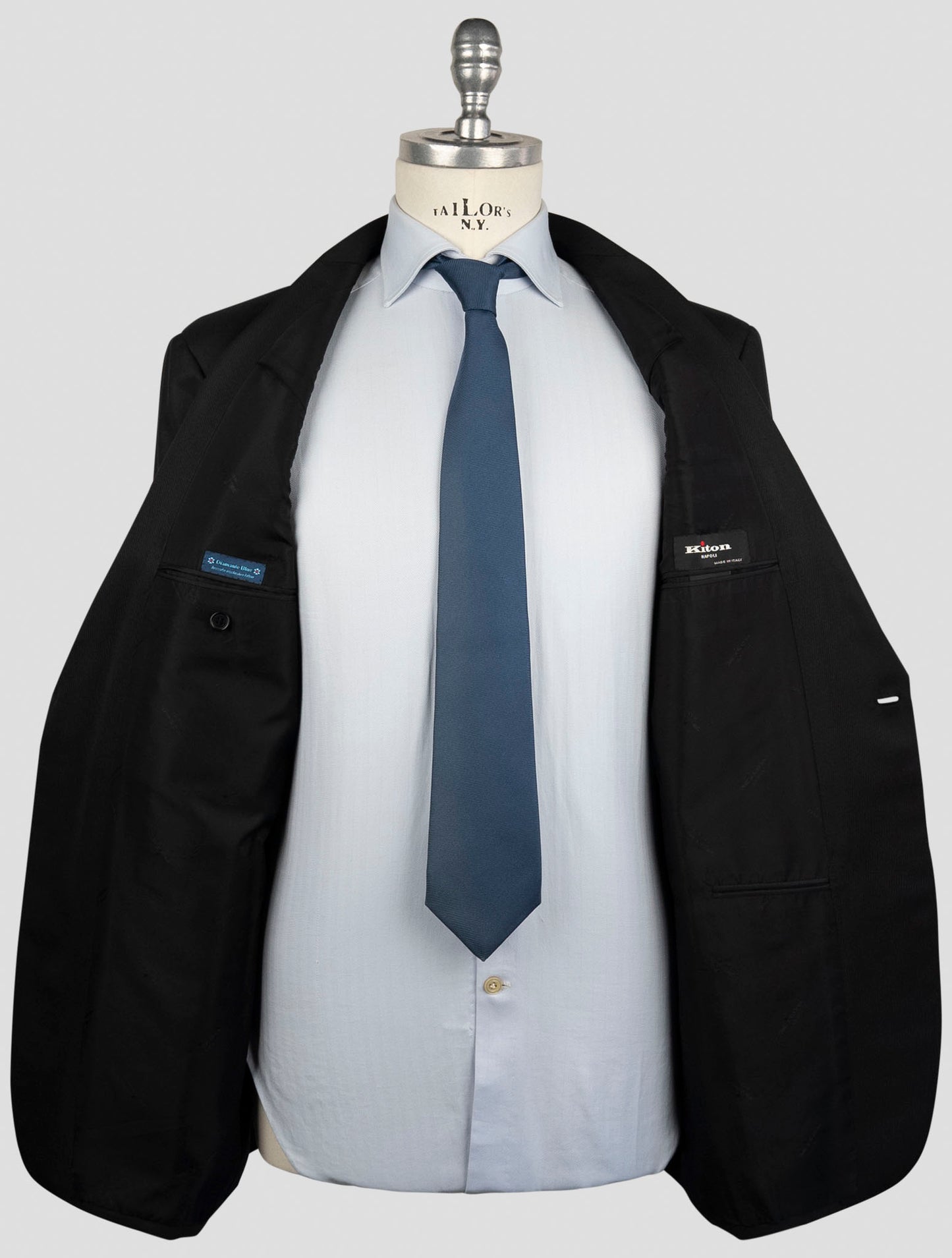 Kiton Black Wool 150's Diamante Blue Suit Smoking