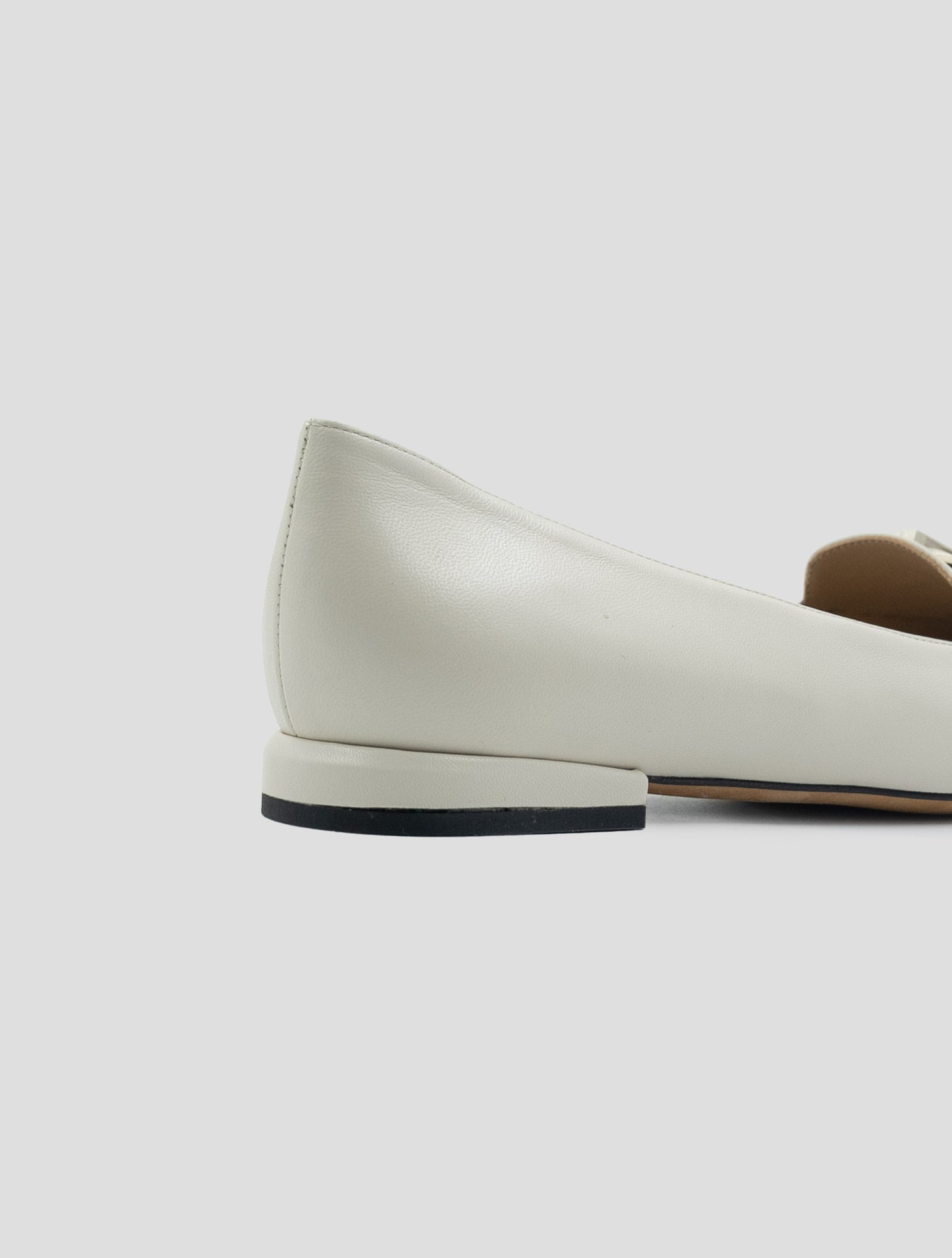 Kiton Beige Leather Ballerina