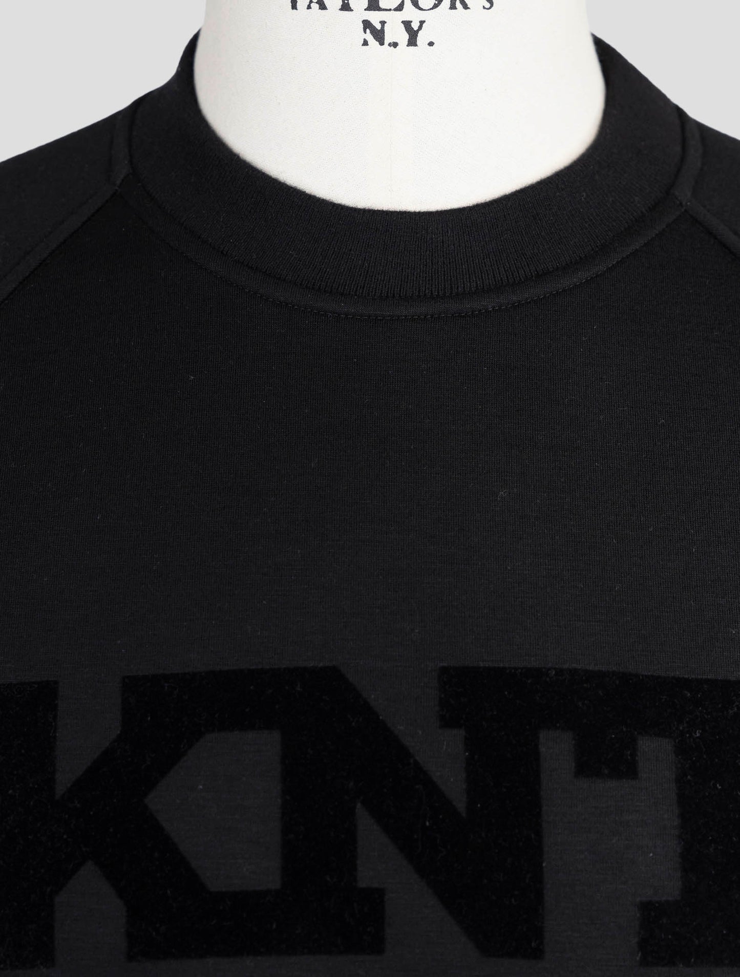 Kiton Knt Black Cotton Sweater Crewneck