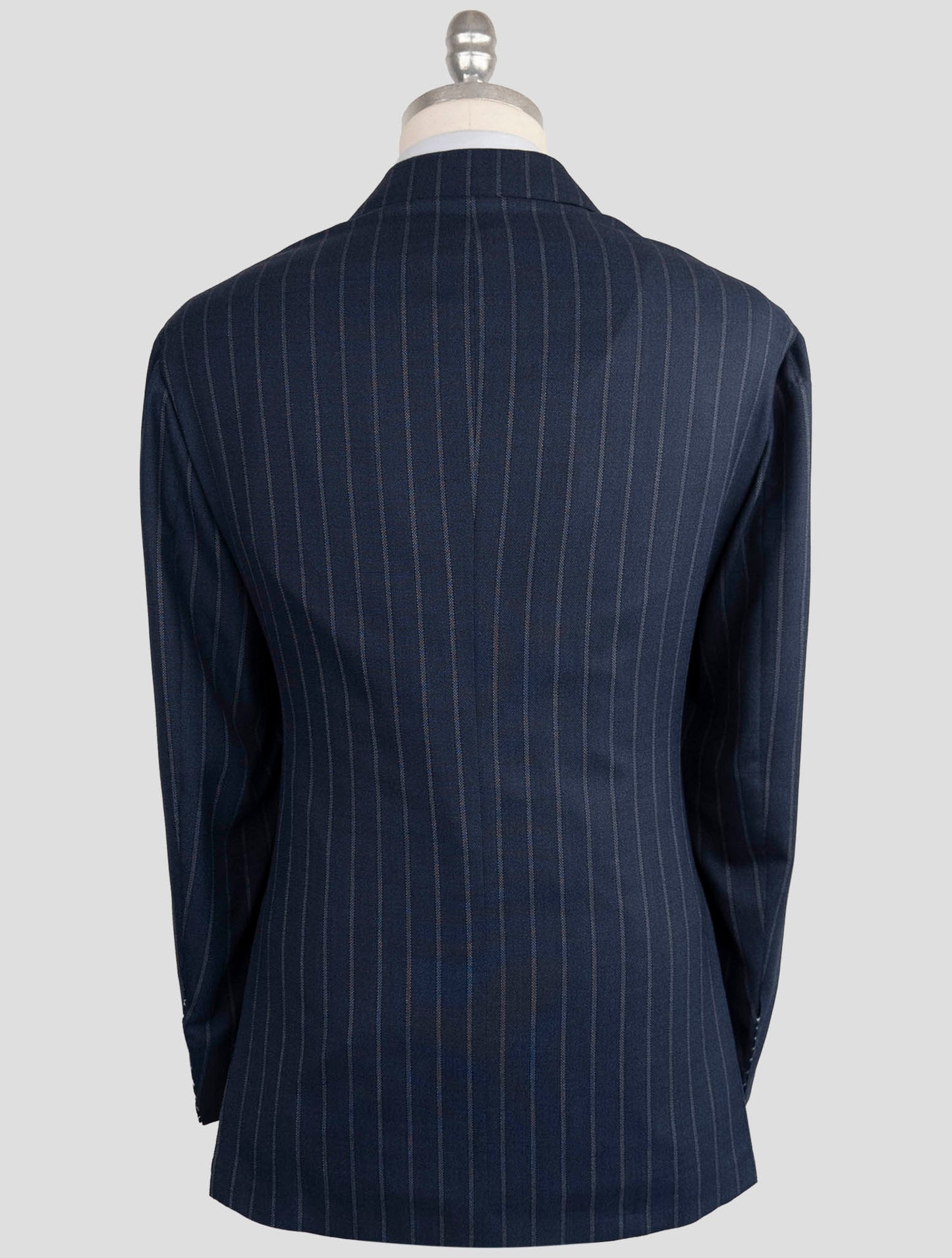 Kiton Blue Virgin Wool 14 Micron Cashmere Suit