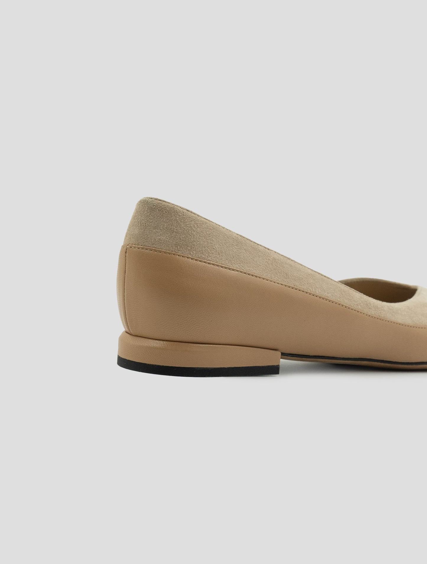 Kiton Beige Leather Suede Leather Ballerina