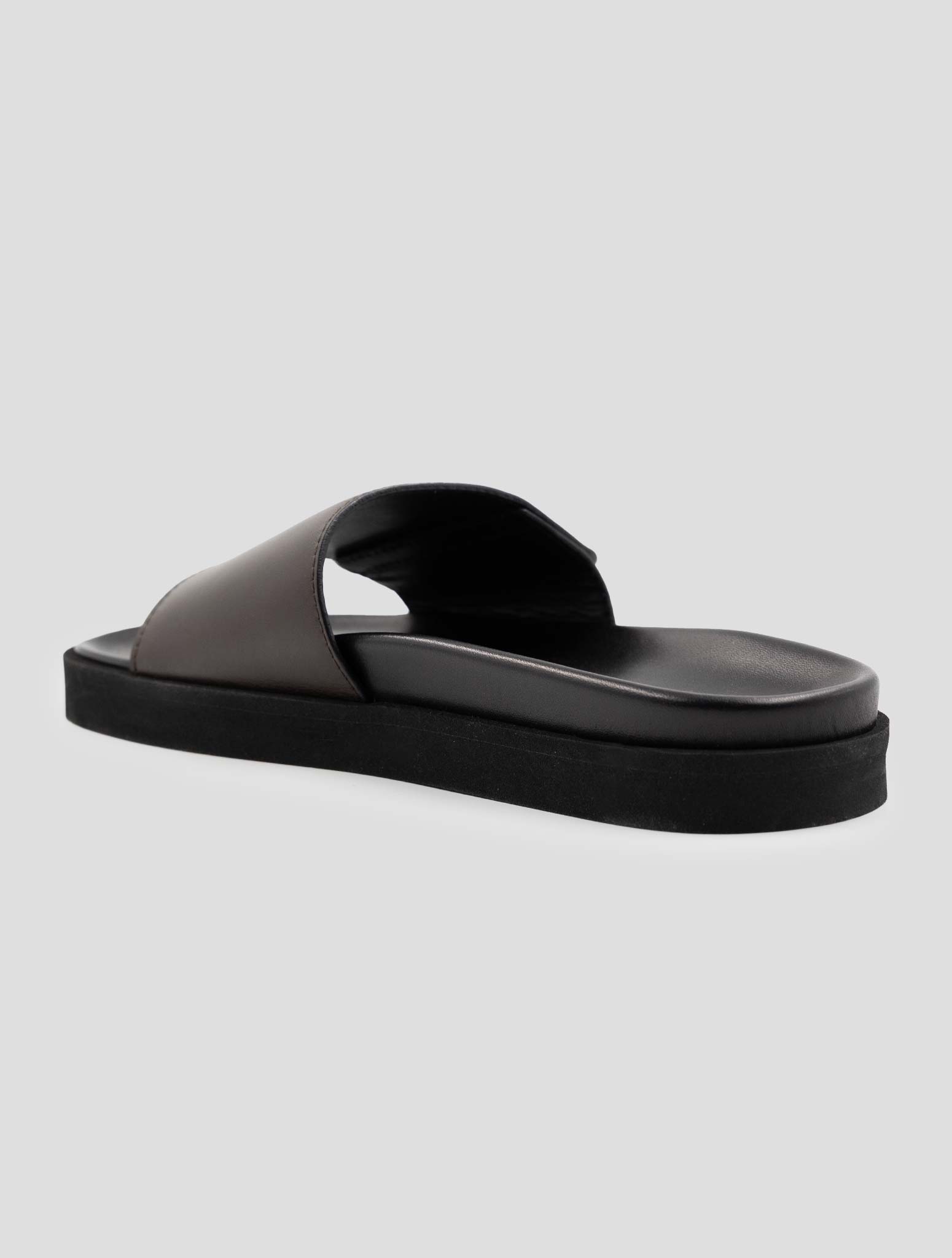 Kiton Brown Black Leather Slippers