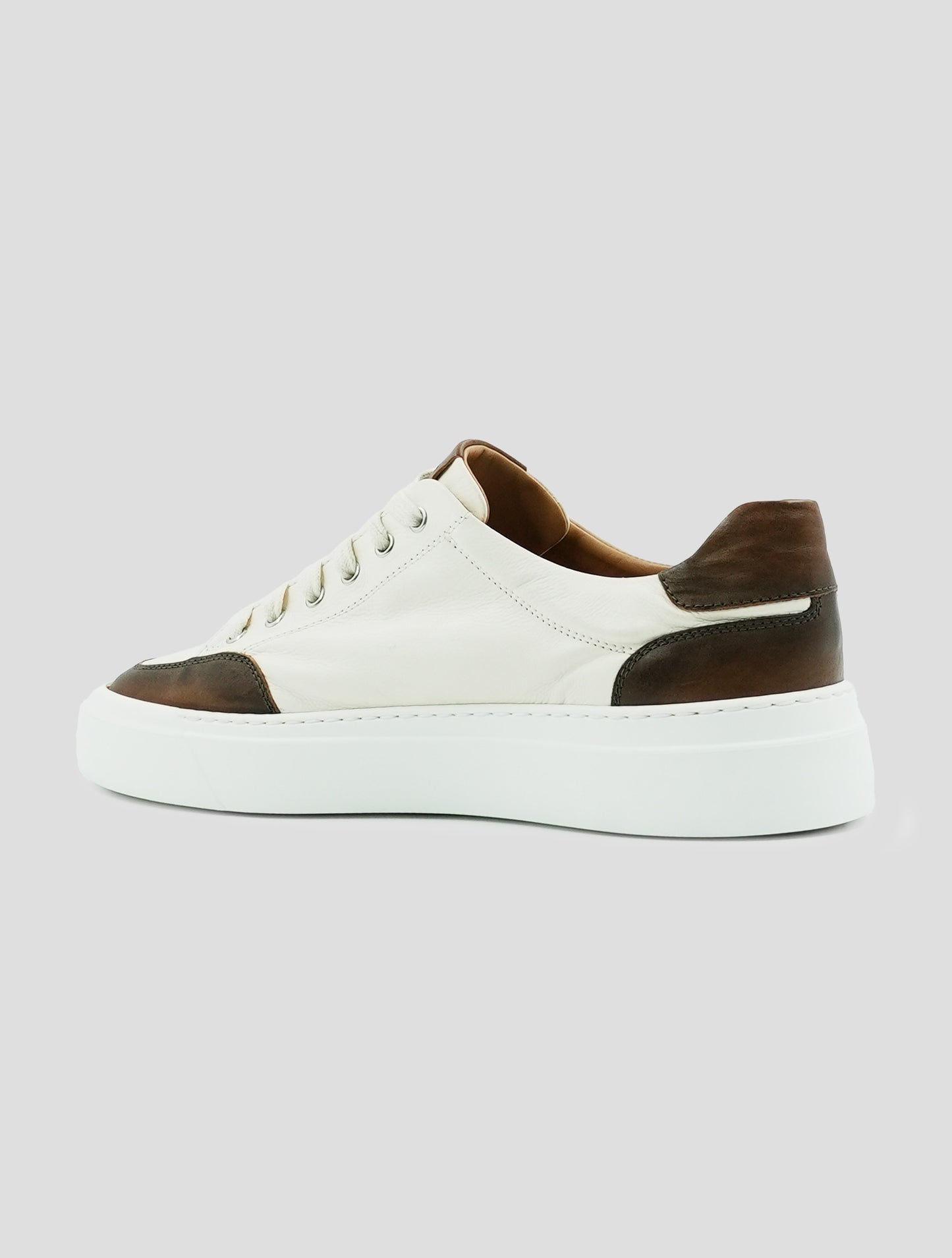 Kiton Brown Beige Leather Sneakers